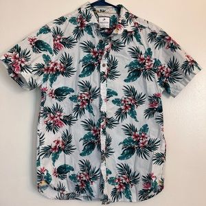 Denim & Flower Size Medium Floral Button Up Shirt